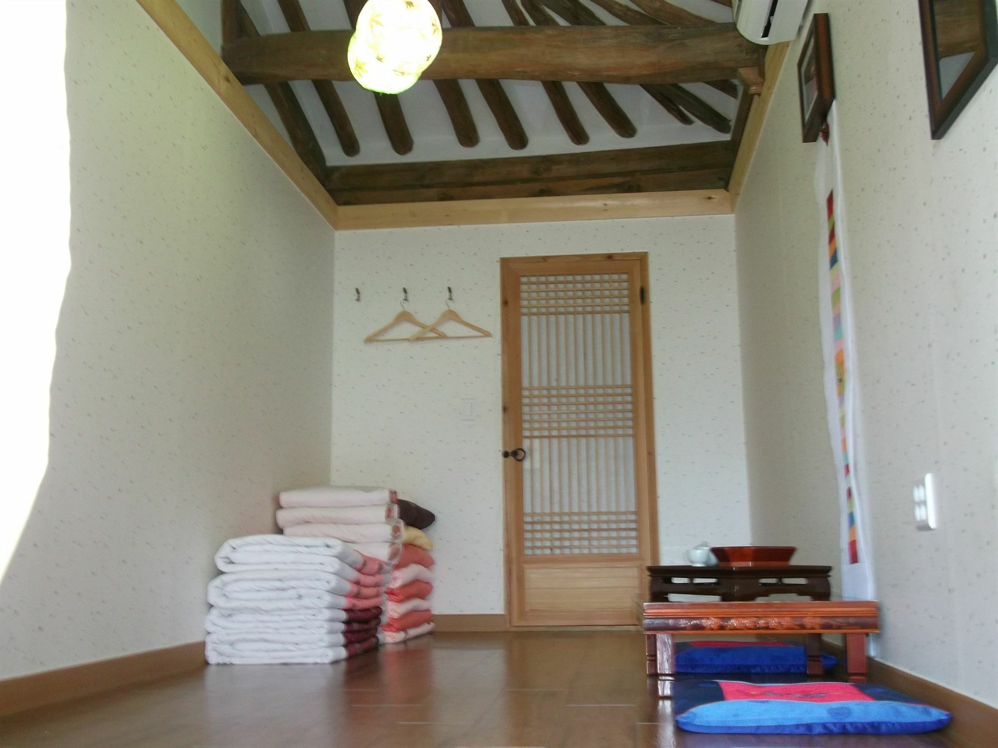 Hotel Dukmanjae à Jeonju Extérieur photo