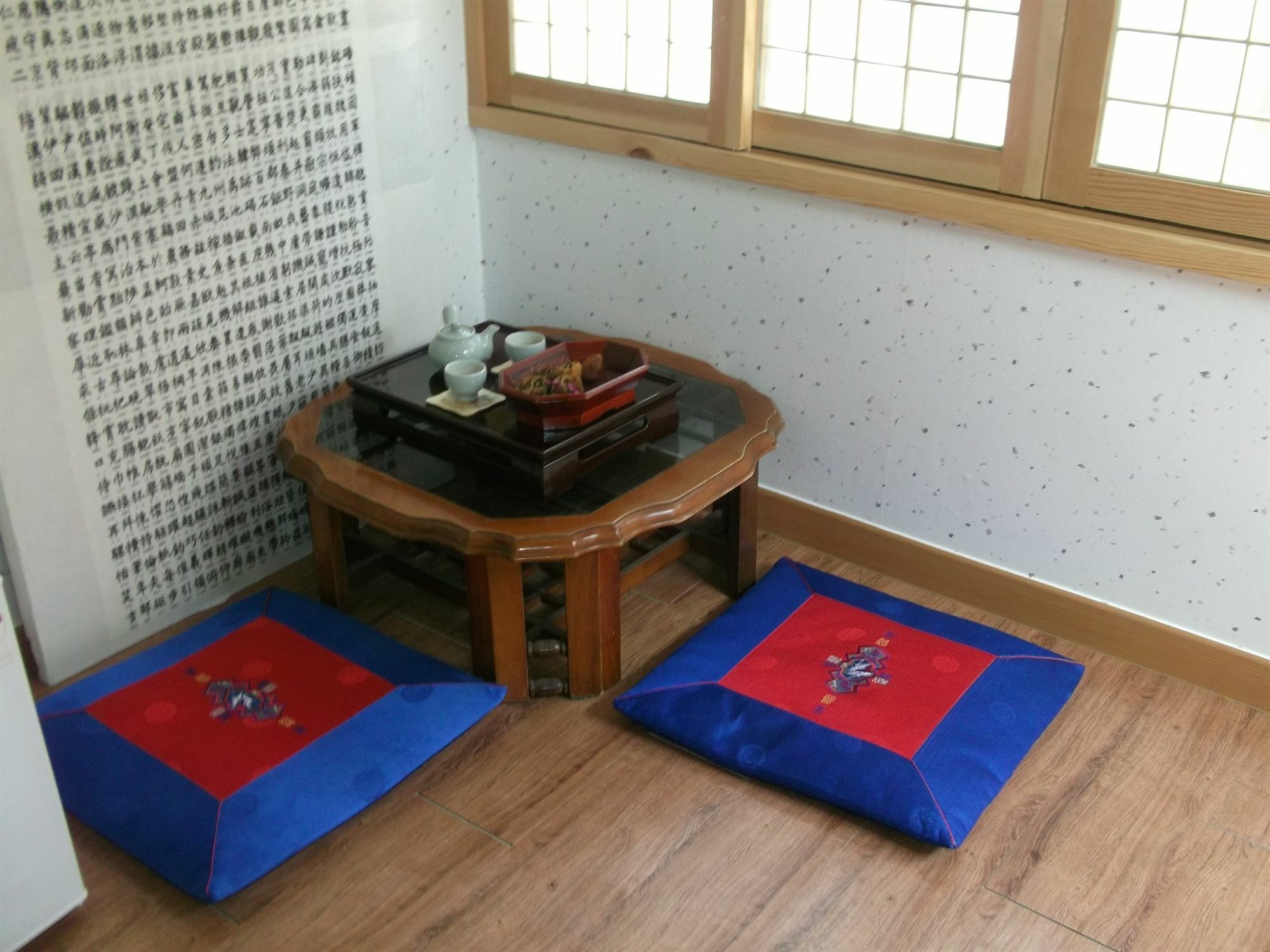 Hotel Dukmanjae à Jeonju Extérieur photo