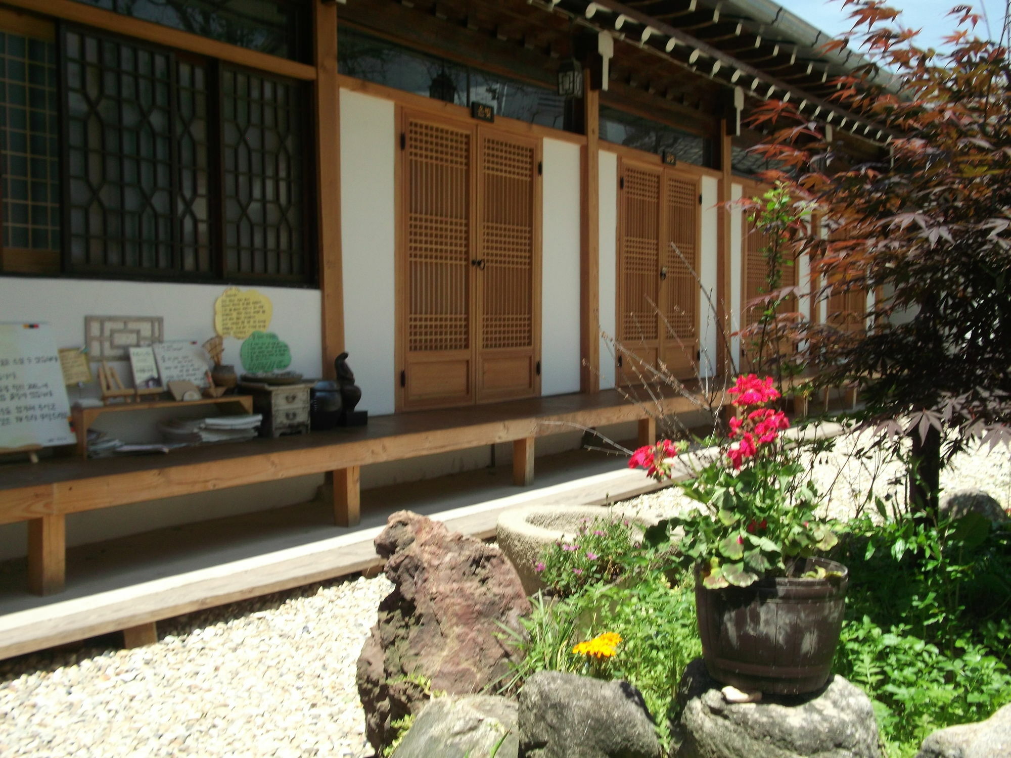 Hotel Dukmanjae à Jeonju Extérieur photo