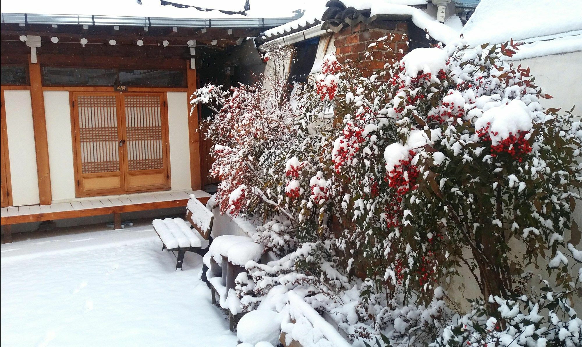 Hotel Dukmanjae à Jeonju Extérieur photo